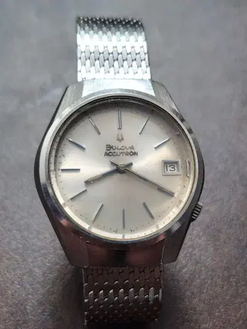 [ BULOVA ] ACCUTRON 세계 최초 음차 시계 데이트 아큐트론