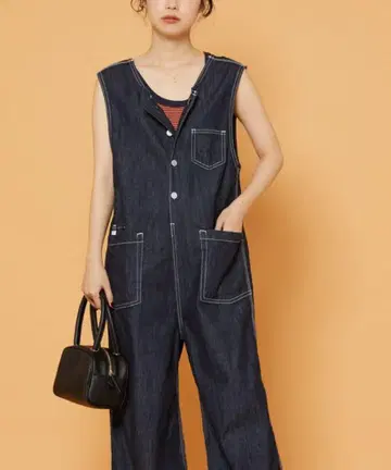 SOMETHING x FREAK'S STORE LIMITED 살로펫