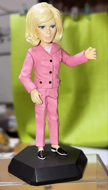 썬더버드 레이디 페넬로프 피규어 약 14cm