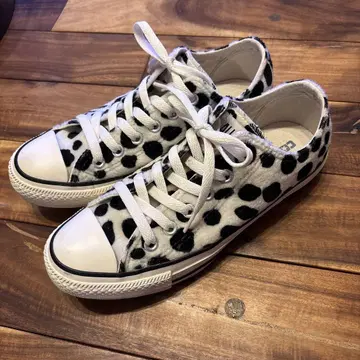 Converse All Star 달마시안 패턴 스니커즈