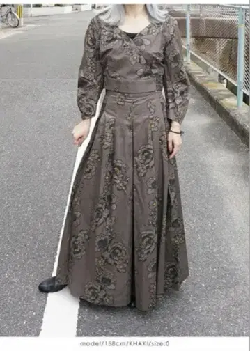 릴리 브라운 하카마 팬츠 꽃무늬