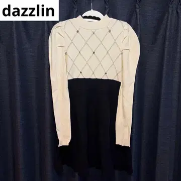 [ 새상품급 ] dazzlin 모티브 패턴 니트 미니 원피스 화이트