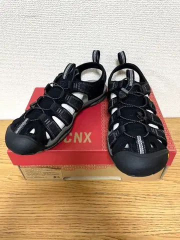 미사용 새상품 KEEN 킨 CNX 클리어워터 샌들 27cm