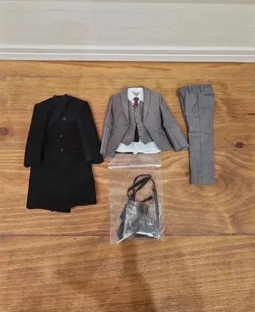 핫토이즈 대응 아이언맨 시빌 워 토니 스타크 수트