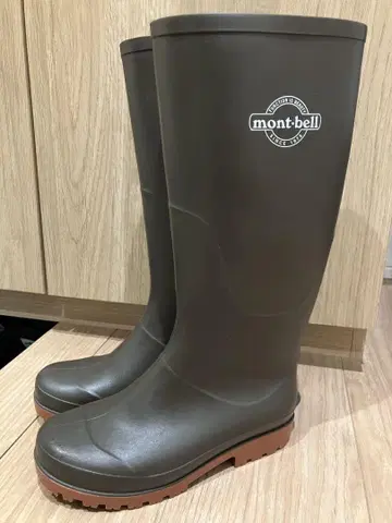 mont-bell 다크 브라운 장화 22cm