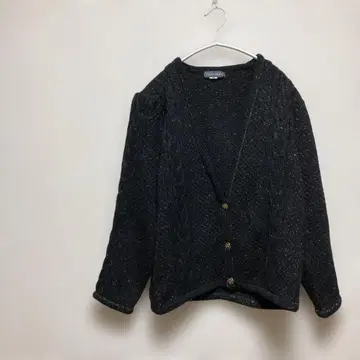 [ Chalet Blanc ] 샤레블랑 블랙 케이블 짜임 가디건 F