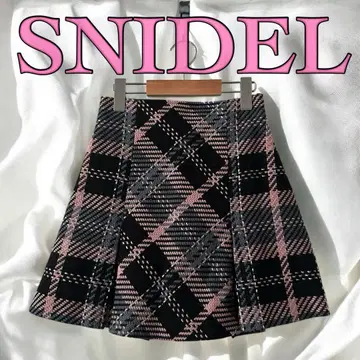 [ 새상품급 ] SNIDEL 블랙 로빙 체크 미니 스커트
