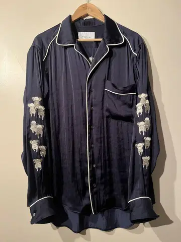 APOCRYPHA. WAGAMAMA 별주 Alaska shirt
