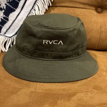 RVCA 올리브 그린 버킷 햇