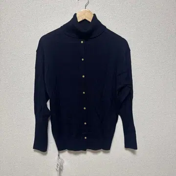 [ 택 포함 새상품 ] Vin 사이즈 M 상당 다크 네이비 터틀넥 일본산