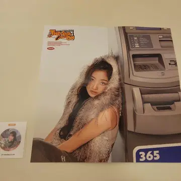 TWICE The Story Goes On 예약 특전 포스터 스티커