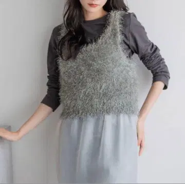 LOWRYSFARM 샤기 뷔스티에