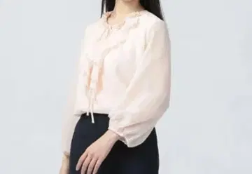 vivi 화려한 라이트 핑크 프릴 긴팔 블라우스 3way 수트 성인식에도