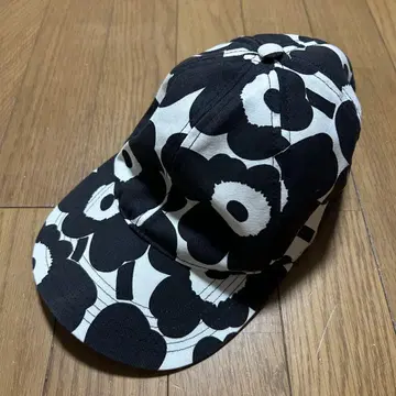 Marimekko Unikko 캡 마리메꼬 화이트 x 블랙 57 cm