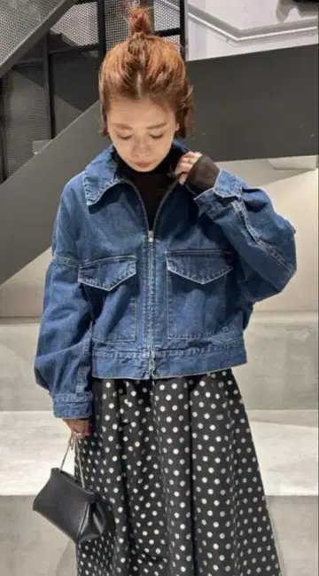 카렌테이지 이에나 23AW 데님 블루종