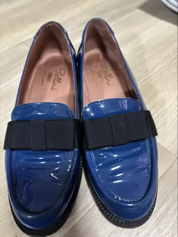 DIEGO BELLINI 디에고 베리니 에나멜 리본 포함 로퍼