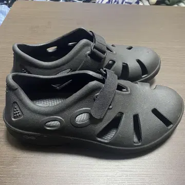 OOFOS 블랙 리커버리 샌들 27cm