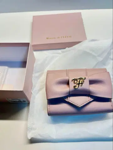Maison de FLEUR 리본 접이식 지갑 핑크
