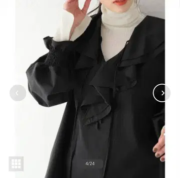 JOURNALSTANDARD 실키 크로스 프릴 블라우스 블랙