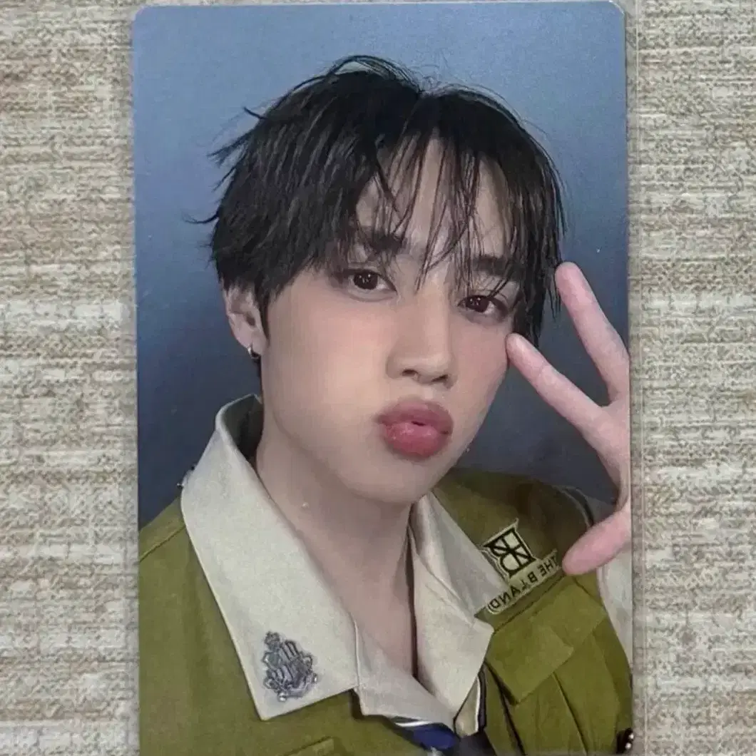 Illit Minju sign pola illit minju sign polaroid signed | Bunjang