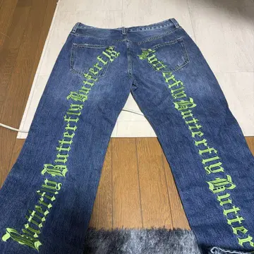 STUGAZI 스가시 butterfly denim 자수 데님 팬츠