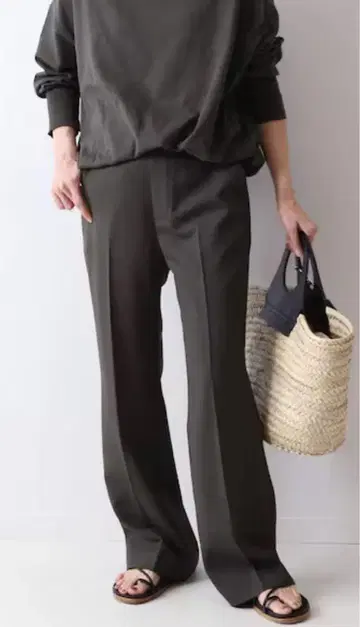 FRAMEWORK 세미 플레어 팬츠