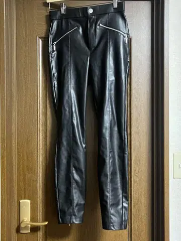ZARA 자라 가죽 팬츠 팬츠 바지 슬랙스 가죽