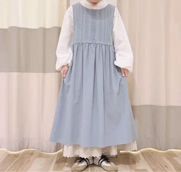 Samansa Mos2 레이스 덧댄 민소매 원피스