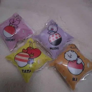 BT21 쿠션 참 4개