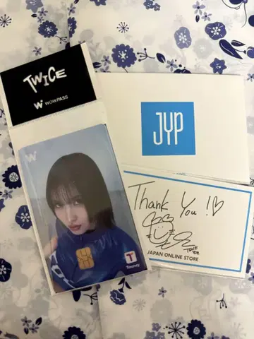 TWICE 모모 WOWOPASS
