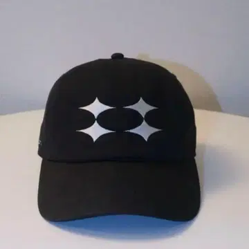 Curvage Logo Cap [Black]