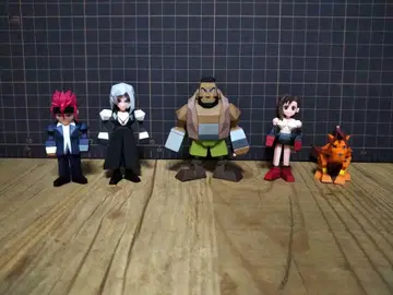 FF7R 발매 기념 복권 G상 미니 피규어 5체 세트