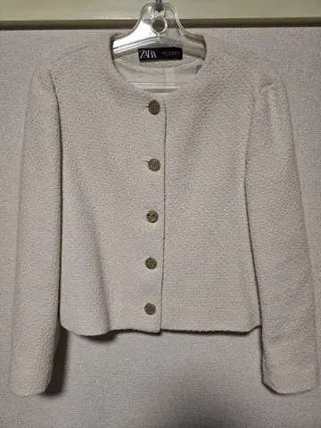 ZARA 아이보리 노카라 트위드 자켓