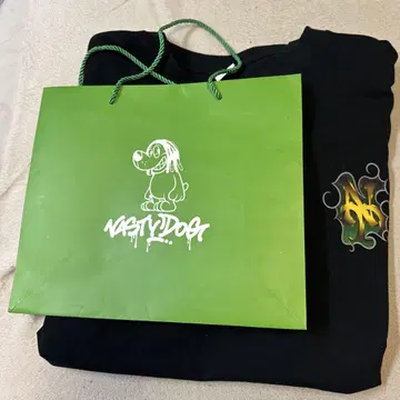 Nasty Dog 블랙 T셔츠
