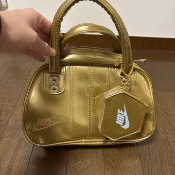 Nike 빈티지 골드 핸드백 파우치