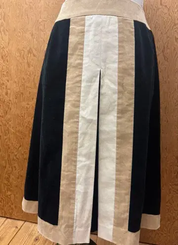 코듀로이 플레어 스커트 블랙 베이지 화이트