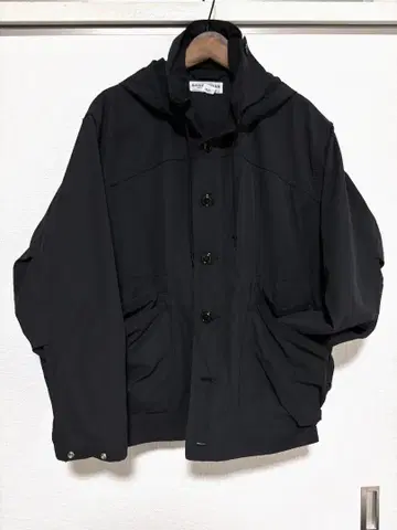sassafras overgrown hiker jacket BK S