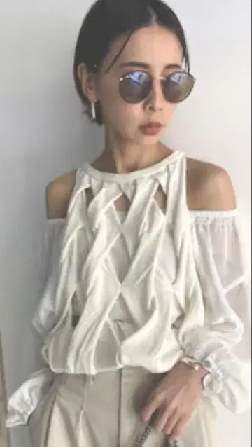 MEDI BRAID LAYERED TOP