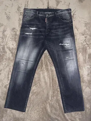 새상품급 DSQUARED2 디스퀘어드 데님 청바지 56