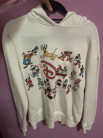 Disney 후드 부착 맨투맨