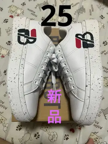 25cm FILA 화이트 스니커즈 스플래터 밑창