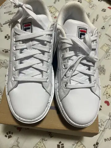 25cm FILA 화이트 스니커즈 스플래터 밑창