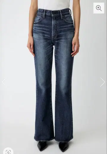 새상품급 MOUSSY MVS D/BLU FLARE (22inch)