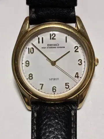 세이코 하이 스탠다드 남성용 쿼츠 손목시계