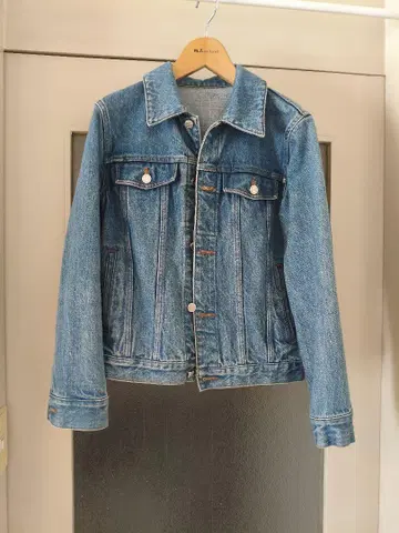 A.P.C. 라이트 블루 데님 자켓