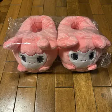 TWICE LOVELYS 봉제 인형 슬리퍼 모모