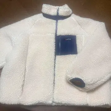 화이트 플리스 자켓