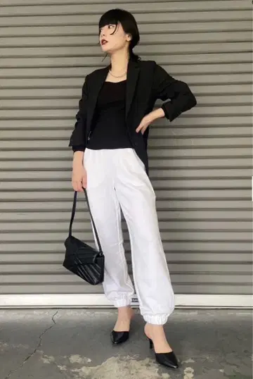 새상품급 UNIQLO 감동 자켓 S 블랙 UV 컷 기능 포함