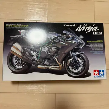 타미야 가와사키 Ninja H2 CARBON 1/12