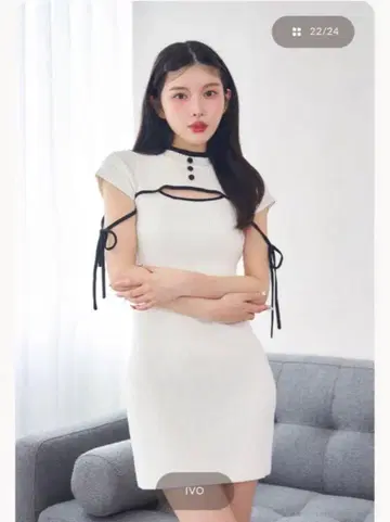 다리치 파이핑 리본 디자인 니트 미니 원피스
